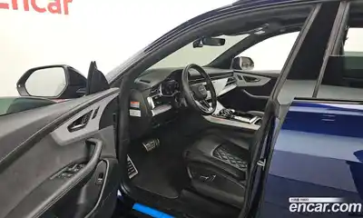 Audi Q8 2023 3.0 Автомат в Москве № 162919, миниатюра 2