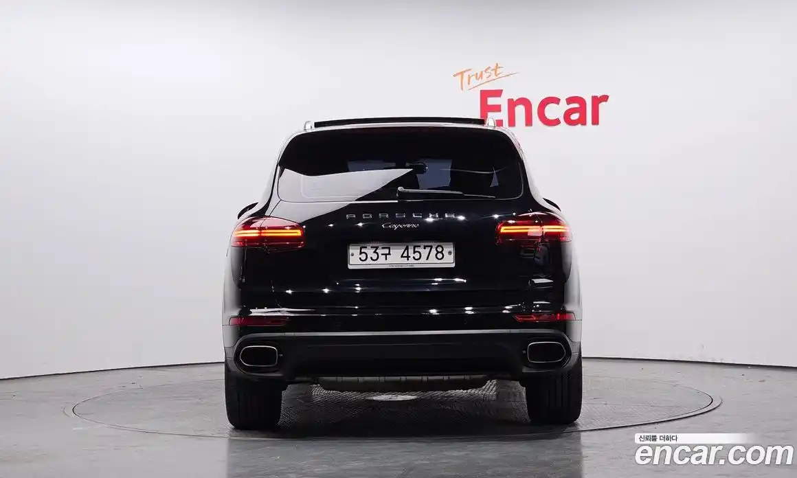 Porsche Cayenne 2016 3.6 Автомат в Москве № 165410, фото 1