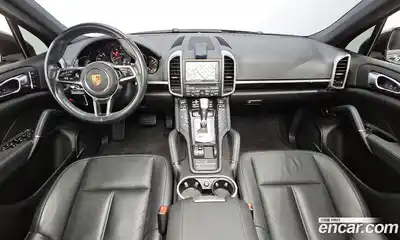 Porsche Cayenne 2016 3.6 Автомат в Москве № 165410, миниатюра 9