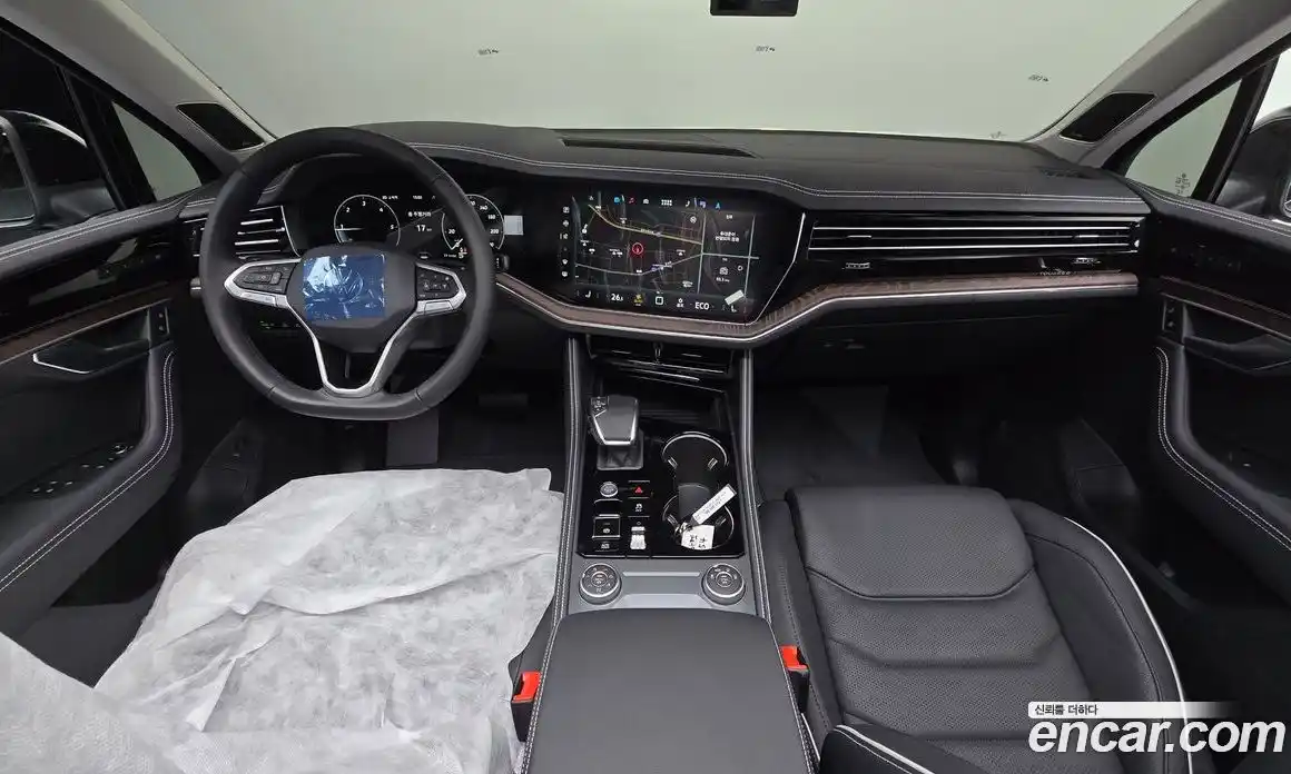 Volkswagen Touareg 2026 3.0 Автомат в Москве № 168350, фото 1