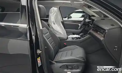 Volkswagen Touareg 2026 3.0 Автомат в Москве № 168350, миниатюра 12