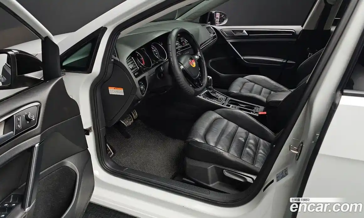 Volkswagen Golf 2014 2.0 Автомат в Москве № 168825, фото 10