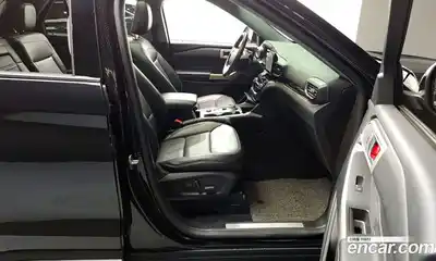 Ford Explorer 2021 3.0 Автомат в Москве № 170833, миниатюра 4