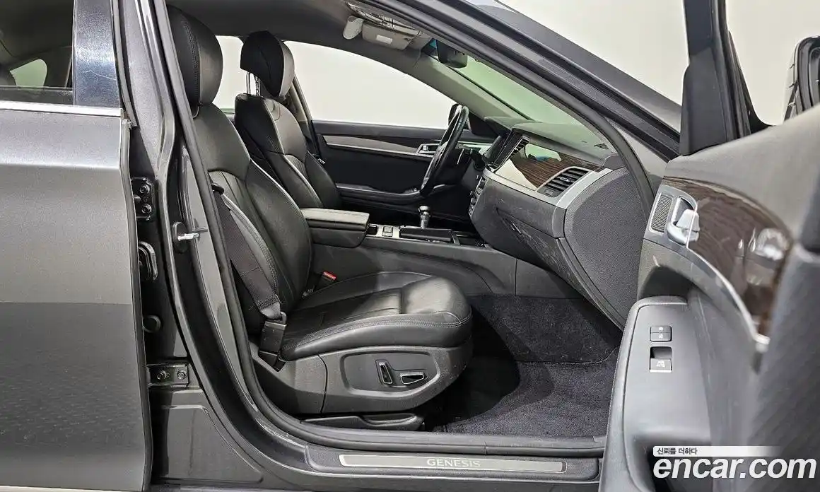 Genesis G80 2018 3.3 Автомат в Москве № 17833, фото 8