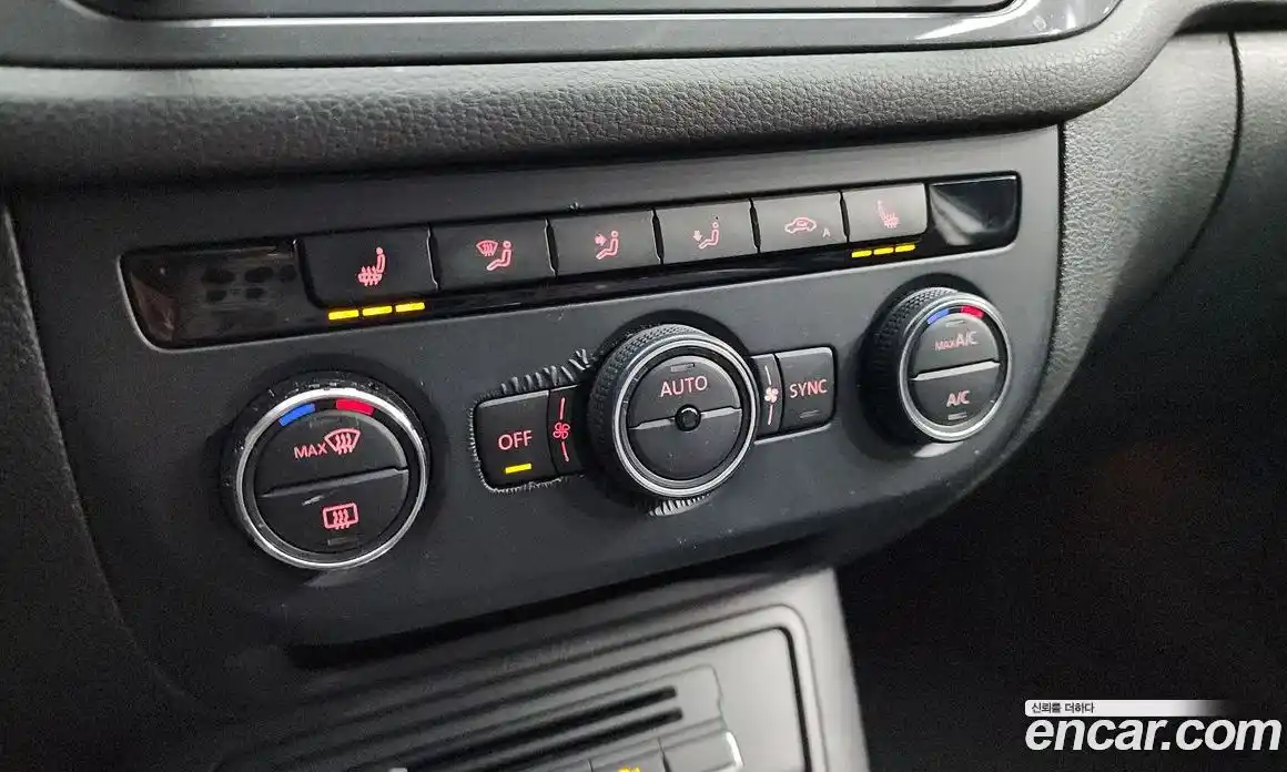 Volkswagen Tiguan 2016 2.0 Автомат в Москве № 187082, фото 13