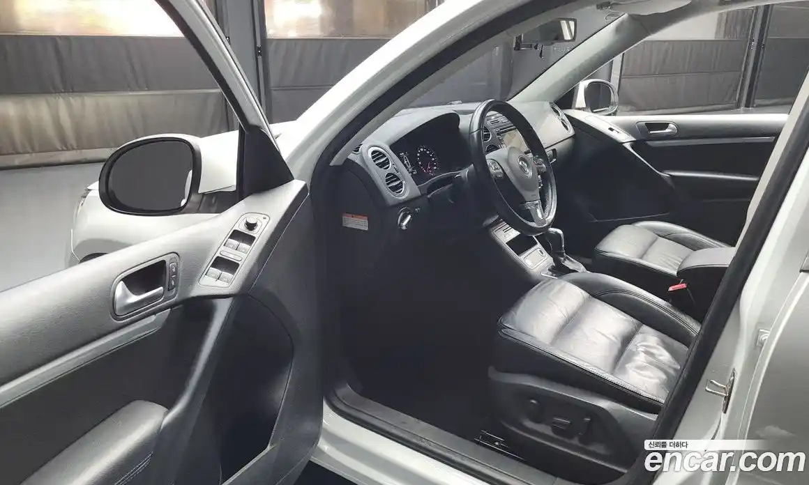 Volkswagen Tiguan 2016 2.0 Автомат в Москве № 187082, фото 5