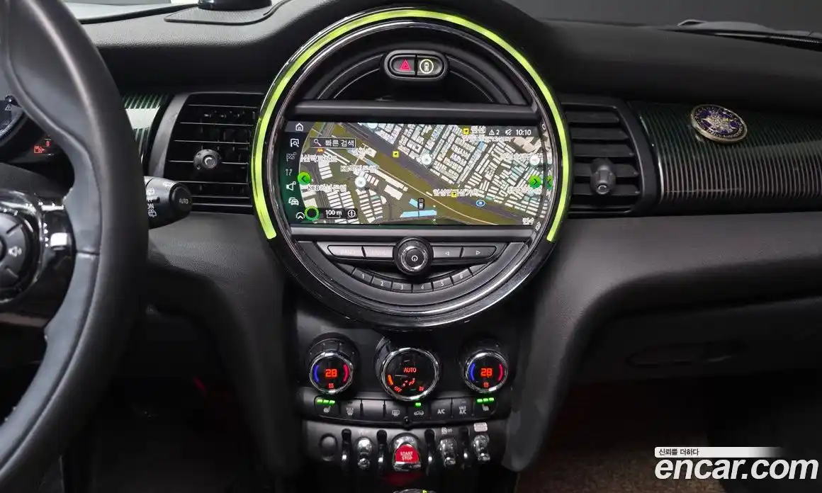 Mini Cooper 2019 1.5 Автомат в Москве № 187414, фото 16