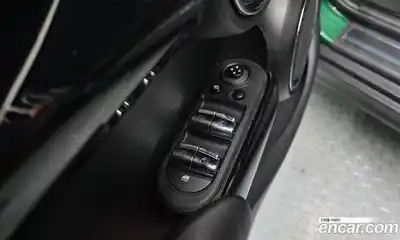 Mini Cooper 2019 1.5 Автомат в Москве № 187414, миниатюра 6