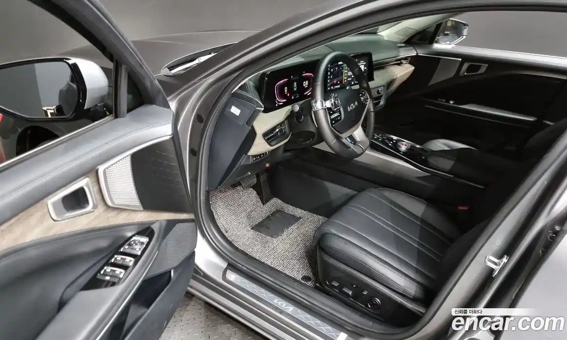 Kia K8 2024 3.5 Автомат в Москве № 18835, фото 1