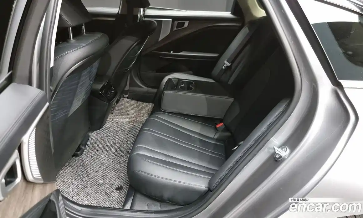 Kia K8 2024 3.5 Автомат в Москве № 18835, фото 4