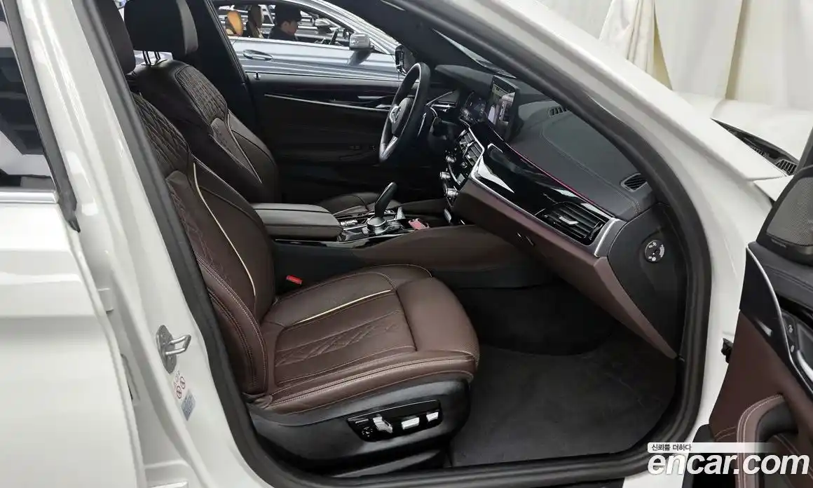 BMW 5-Series 2023 2.0 Автомат в Москве № 188809, фото 3