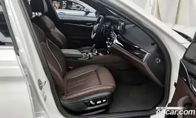 BMW 5-Series 2023 2.0 Автомат в Москве № 188809, миниатюра 3