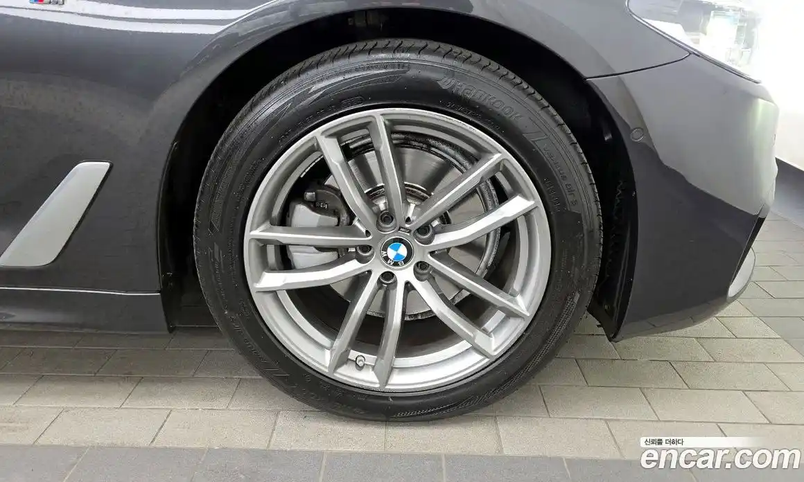 BMW 5-Series 2020 2.0 Автомат в Москве № 191943, фото 4