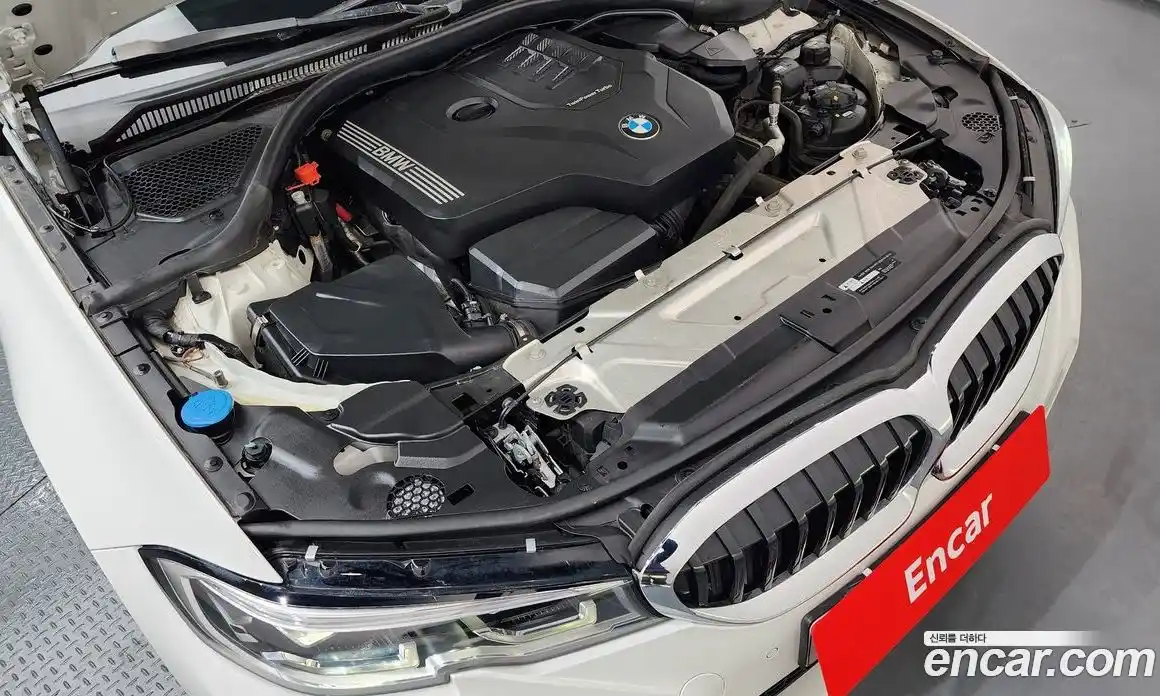 BMW 3-Series 2019 2.0 Автомат в Москве № 192626, фото 1