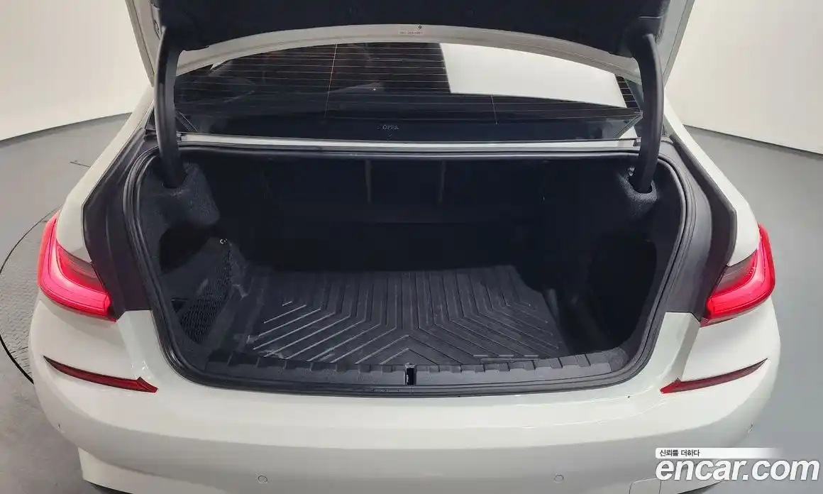 BMW 3-Series 2019 2.0 Автомат в Москве № 192626, фото 6