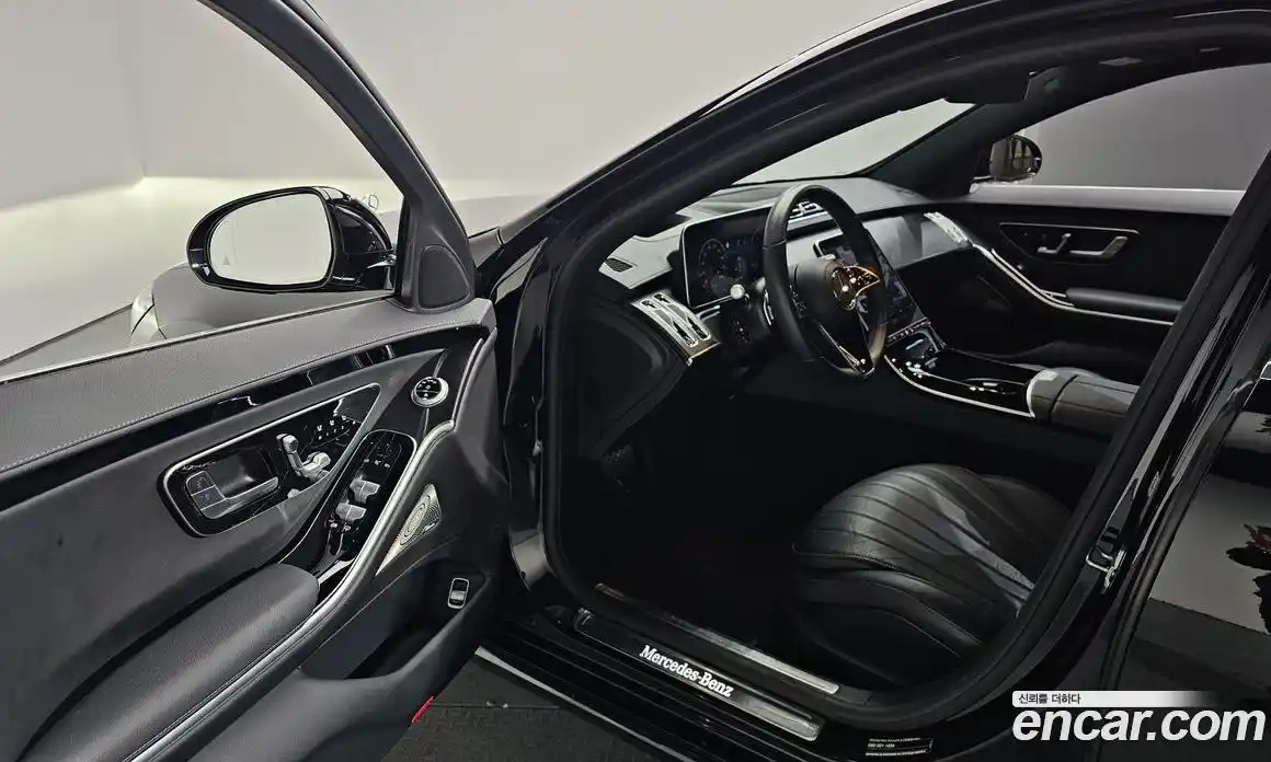 Mercedes-Benz S-Class 2022 3.0 Автомат в Москве № 194430, фото 2