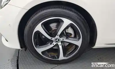 Mercedes-Benz E-Class 2020 2.0 Автомат в Москве № 195371, миниатюра 3