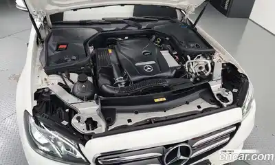 Mercedes-Benz E-Class 2020 2.0 Автомат в Москве № 195371, миниатюра 10