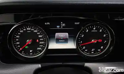 Mercedes-Benz E-Class 2018 2.0 Автомат в Москве № 195566, миниатюра 3