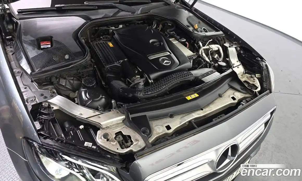 Mercedes-Benz E-Class 2018 2.0 Автомат в Москве № 195566, фото 5