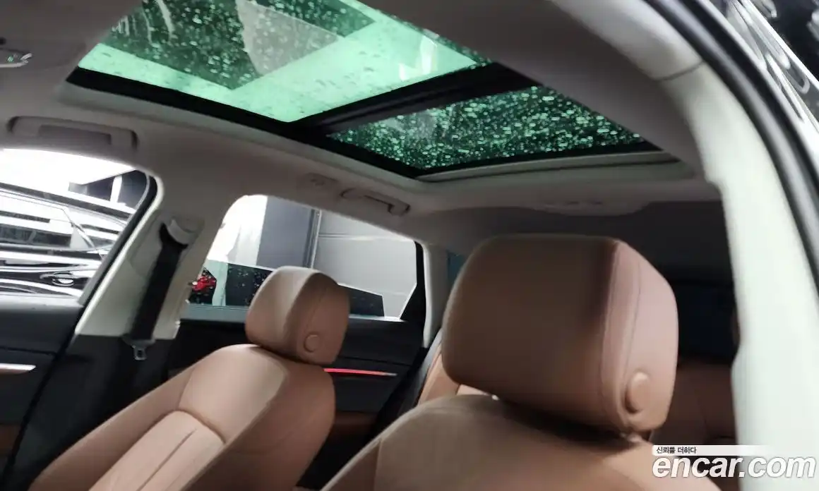 Audi Q8 e-tron 2024 0.2 Автомат в Москве № 195914, фото 2