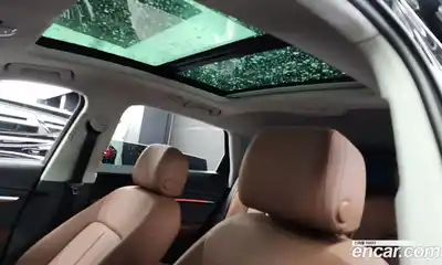 Audi Q8 e-tron 2024 0.2 Автомат в Москве № 195914, миниатюра 2