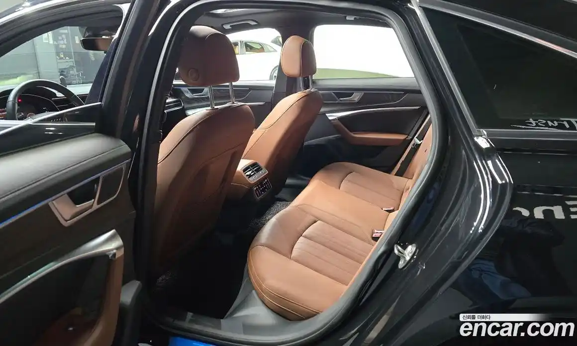 Audi A6 2021 2.0 Автомат в Москве № 195982, фото 15