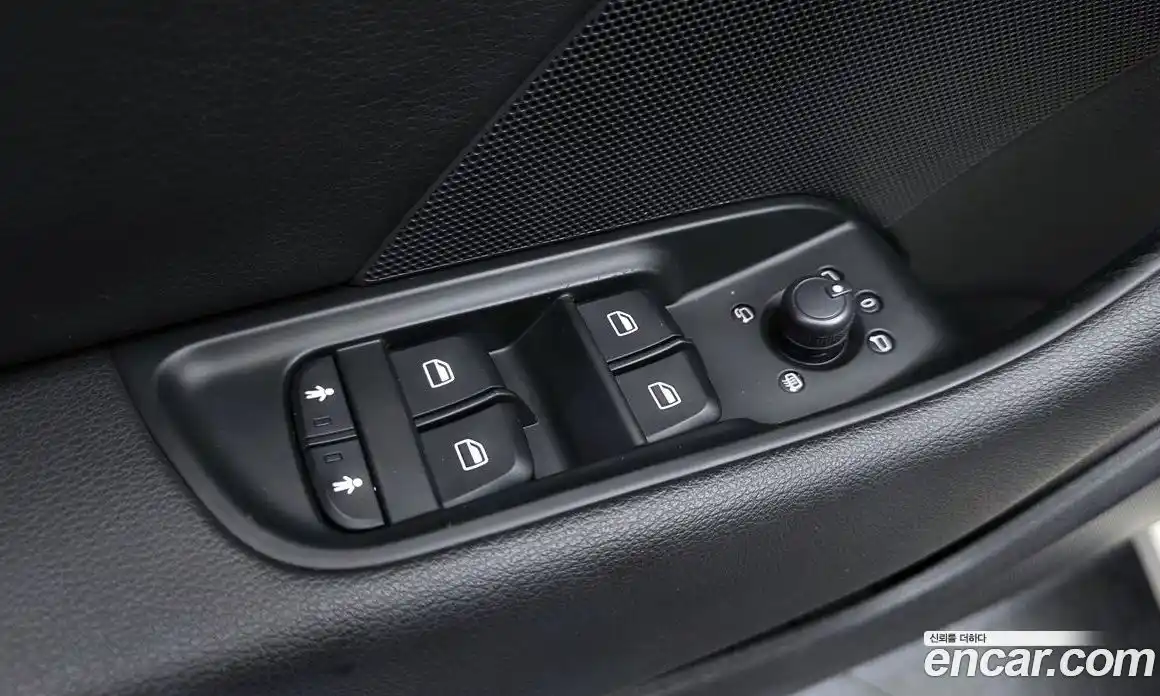 Audi A3 2015 1.6 Автомат в Москве № 196494, фото 7