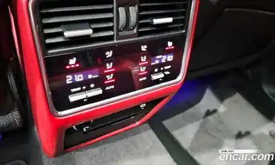 Porsche Cayenne 2021 3.0 Автомат в Москве № 197289, миниатюра 6