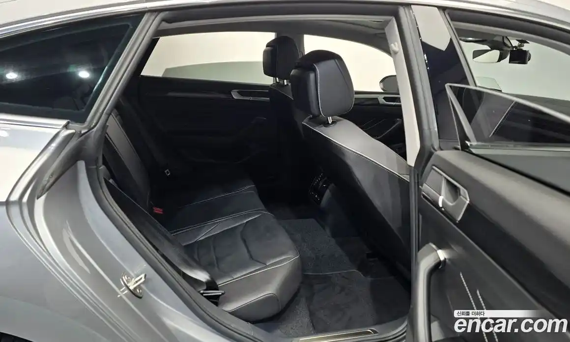 Volkswagen Arteon 2022 2.0 Автомат в Москве № 199012, фото 13