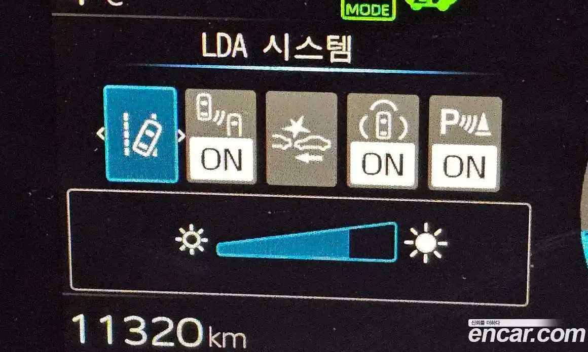 Toyota Prius 2024 2.0 Автомат в Москве № 199520, фото 2