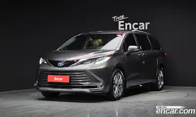 Toyota Sienna, 2023
