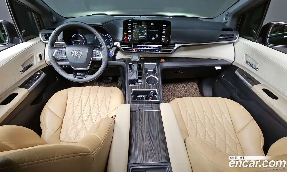 Toyota Sienna 2023 2.5 Автомат в Москве № 199639, фото 14