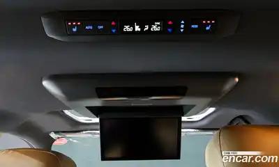 Toyota Sienna 2023 2.5 Автомат в Москве № 199639, миниатюра 10