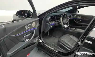 Mercedes-Benz E-Class, 2022