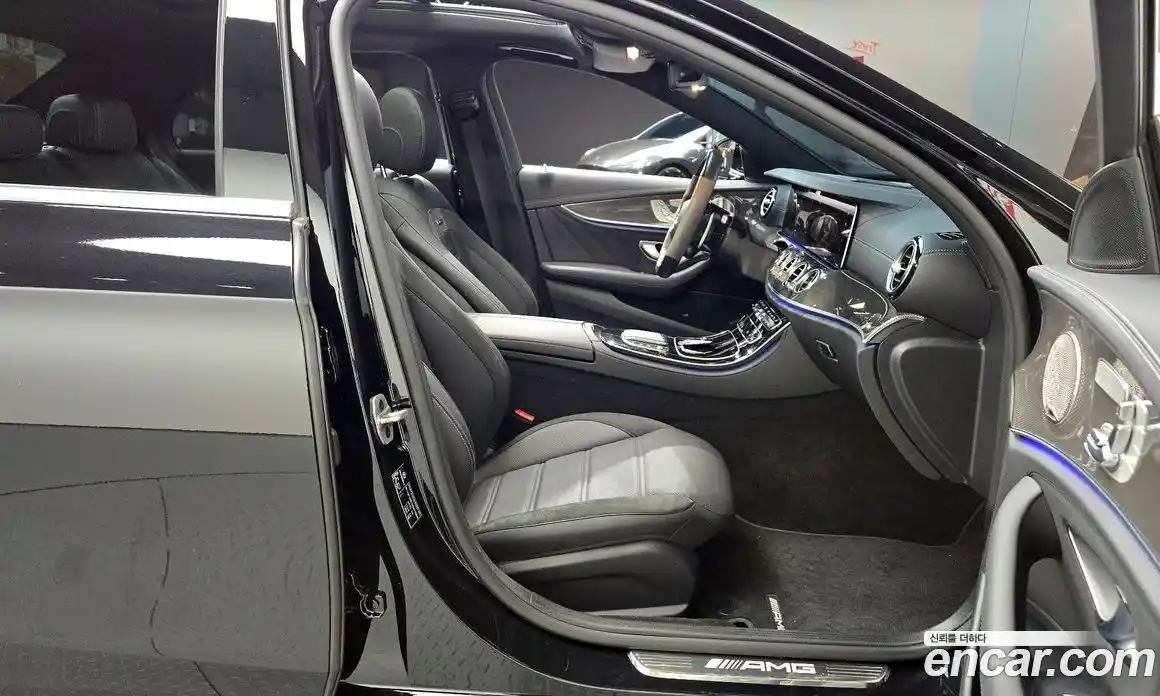 Mercedes-Benz E-Class 2022 3.0 Автомат в Москве № 200978, фото 10