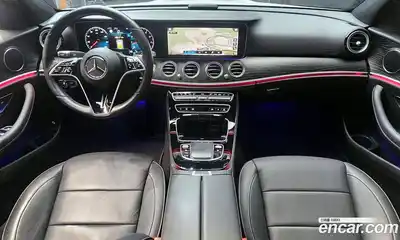 Mercedes-Benz E-Class 2022 2.0 Автомат в Москве № 205546, миниатюра 12