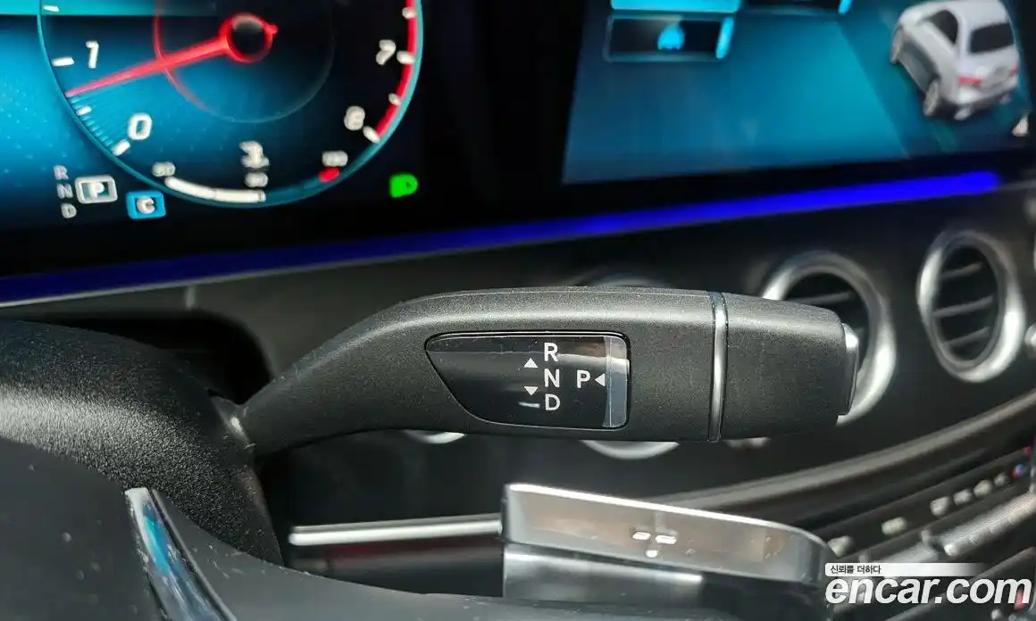 Mercedes-Benz E-Class 2022 2.0 Автомат в Москве № 205546, фото 14