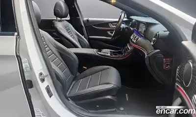 Mercedes-Benz E-Class 2022 2.0 Автомат в Москве № 205546, миниатюра 9