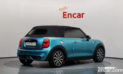 Mini Cooper Convertible 2018 2.0 Автомат в Москве № 206286, миниатюра 11