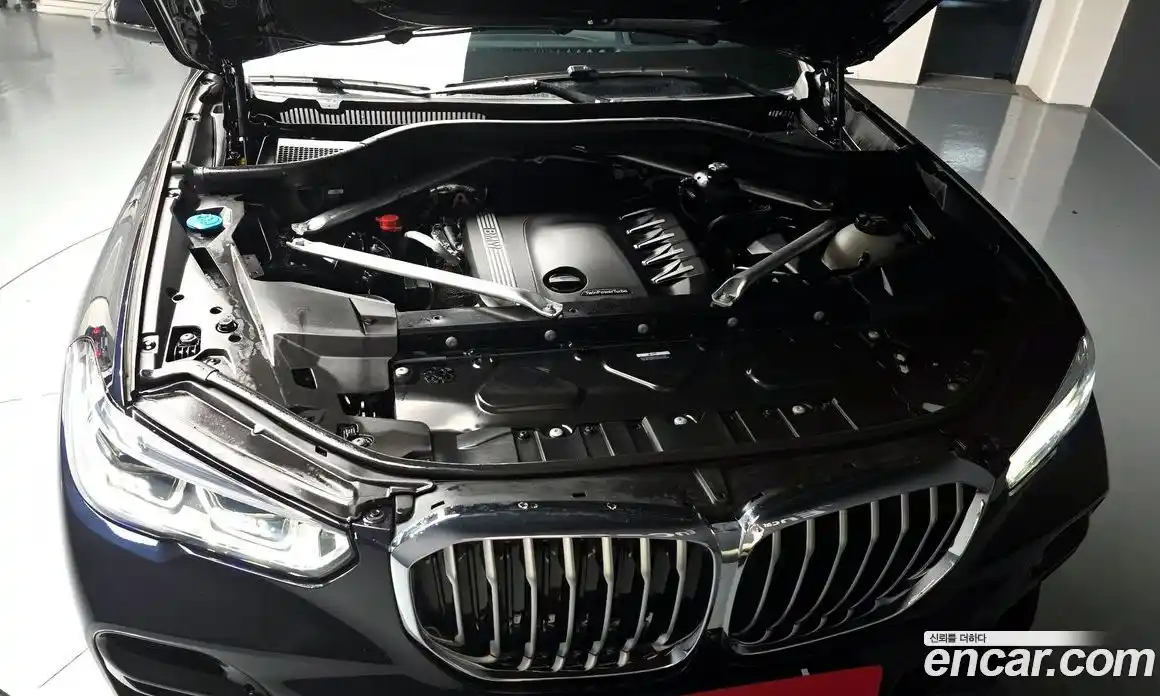 BMW X5 2023 3.0 Автомат в Москве № 210711, фото 2