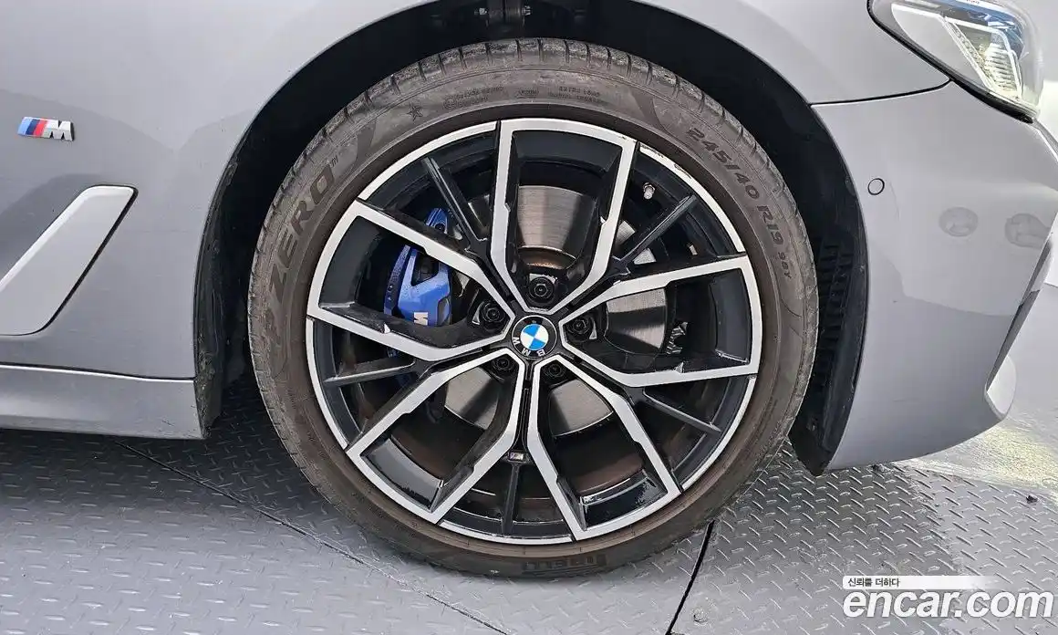 BMW 5-Series 2023 2.0 Автомат в Москве № 211525, фото 3