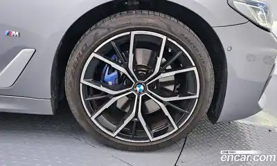 BMW 5-Series 2023 2.0 Автомат в Москве № 211525, миниатюра 3