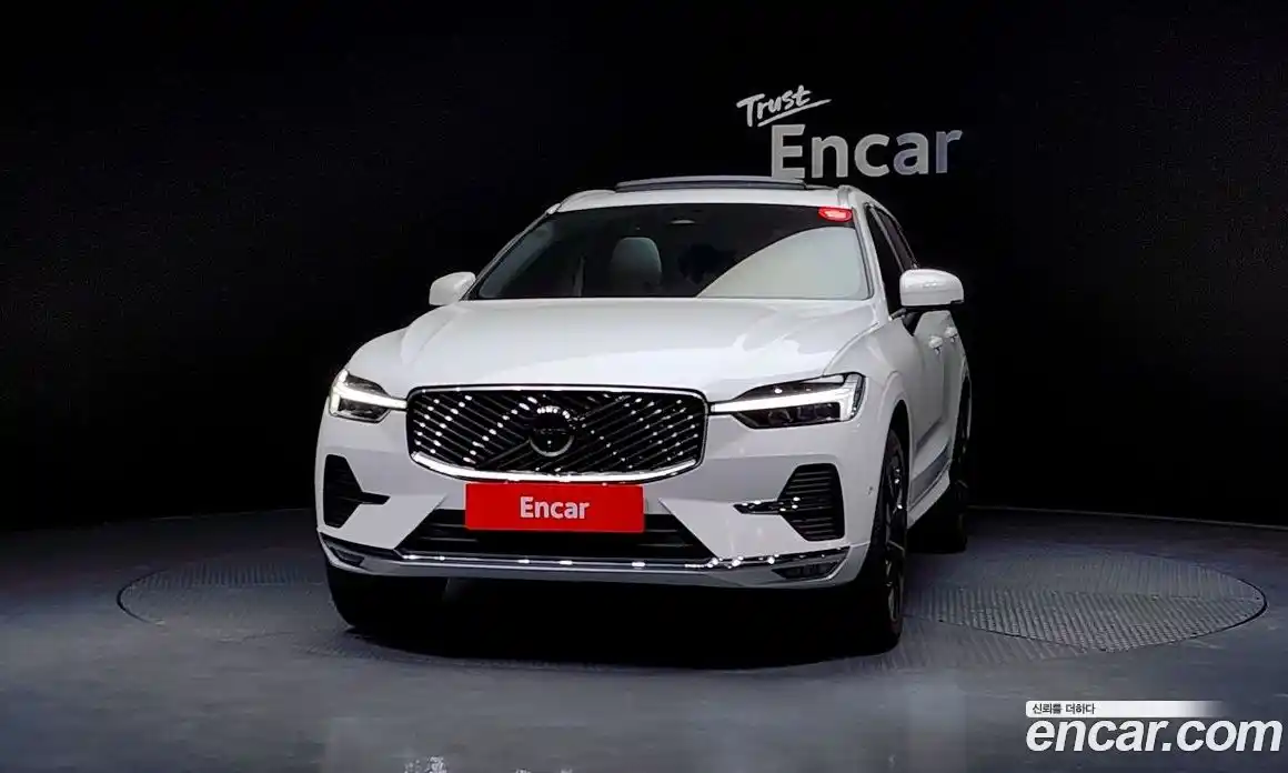 Volvo XC60 2026 2.0 Автомат в Москве № 212757, фото 12