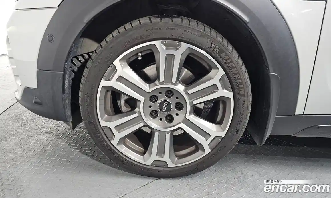 Mini Countryman 2021 2.0 Автомат в Москве № 214119, фото 2