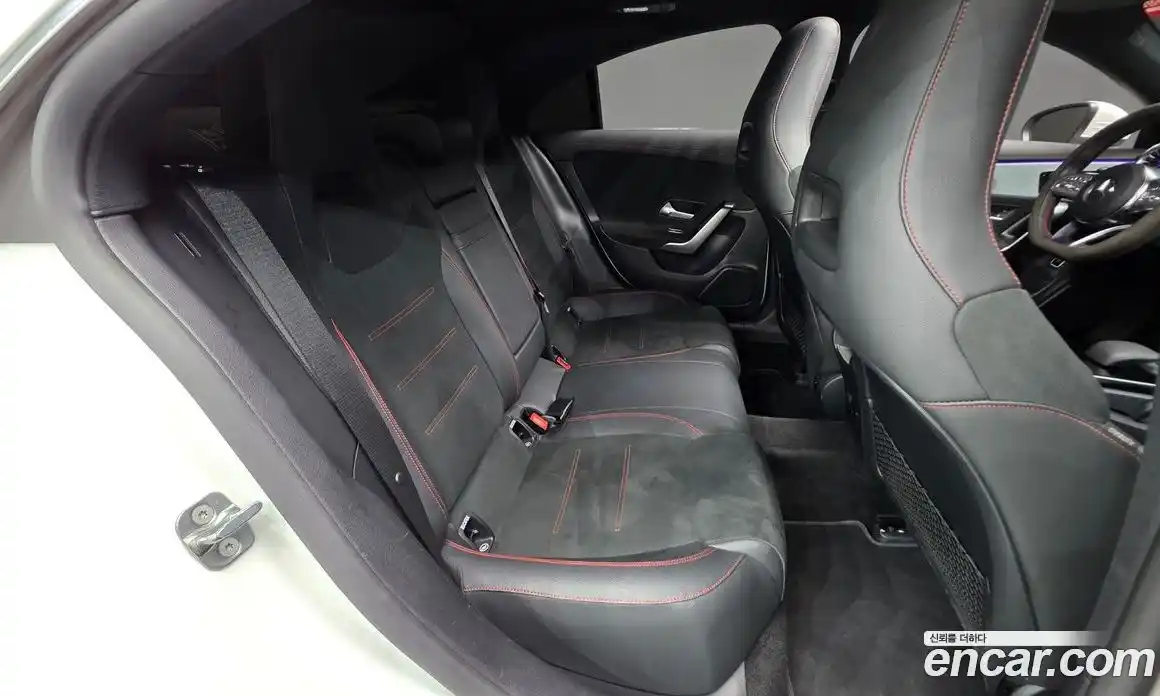 Mercedes-Benz CLA-Class 2023 2.0 Автомат в Москве № 219712, фото 6