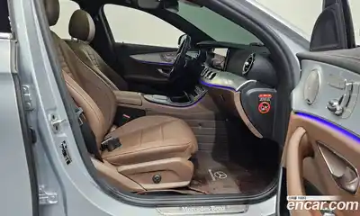 Mercedes-Benz E-Class 2021 2.0 Автомат в Москве № 223296, миниатюра 8