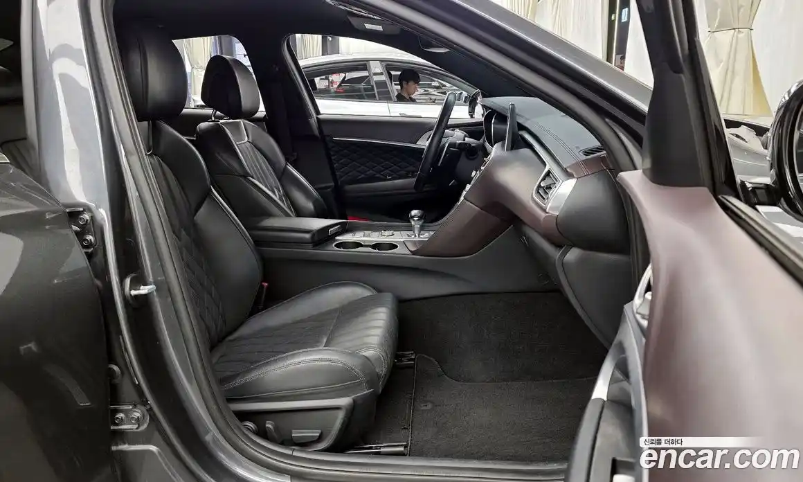 Genesis G70 2018 2.0 Автомат в Москве № 224226, фото 14