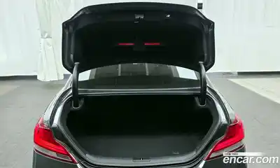 Genesis G70 2018 2.0 Автомат в Москве № 224226, миниатюра 3