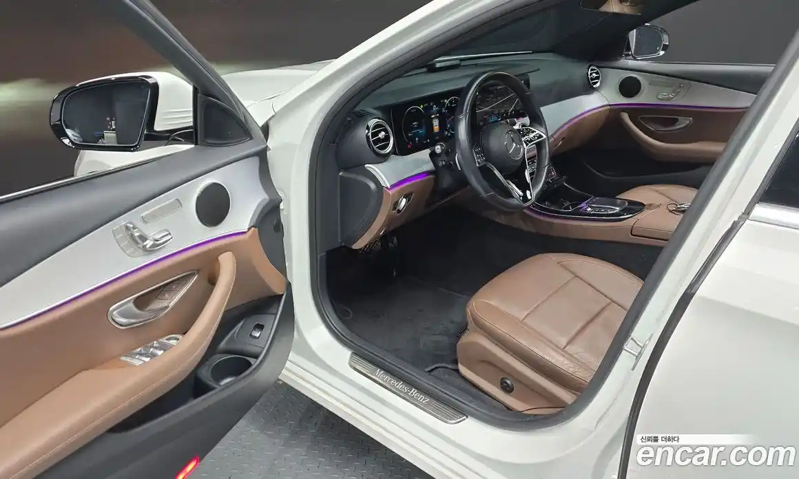 Mercedes-Benz E-Class 2021 2.0 Автомат в Москве № 224983, фото 14